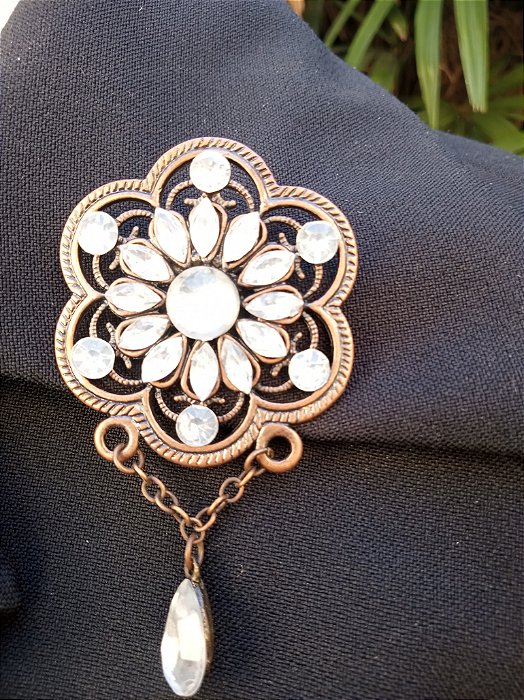 Broche boho floral zircônia