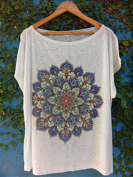 T-Shirts camiseta feminina mística yoga gato kombi filtro dos sonhos devore hippie.