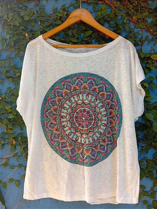 T-Shirts camiseta feminina mística yoga gato kombi filtro dos sonhos devore hippie.