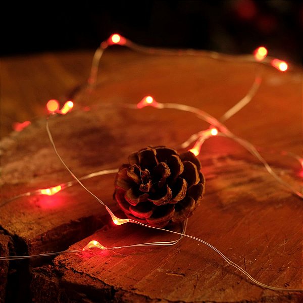 Pisca Pisca com 30 Leds Vermelho Cordão de Arame 2,94m 2 Pilha AA