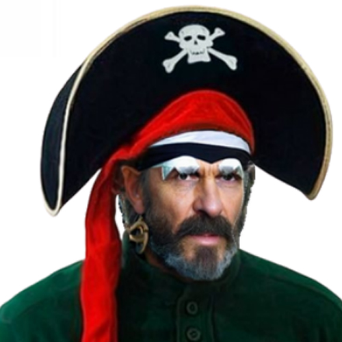 Chapéu de Pirata com Lenço