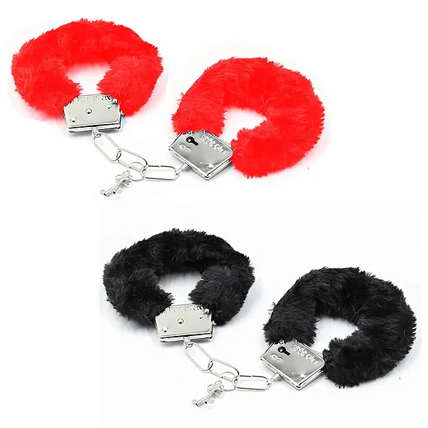 ALGEMA COM PELUCIA PRETA