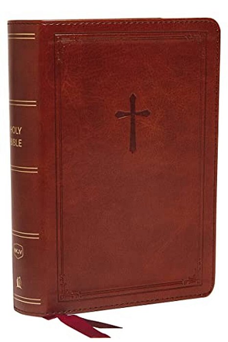 Nkjv, Reference Bible, Compact, Leathersoft, Brown, Red Letter Edition, Comfort Print: Holy Bible, New King James Version-..
