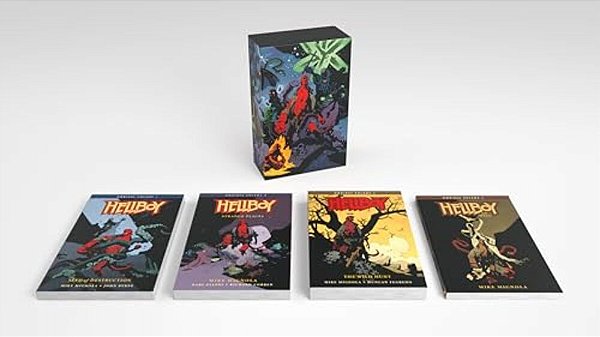 Hellboy Omnibus Boxed Set-..