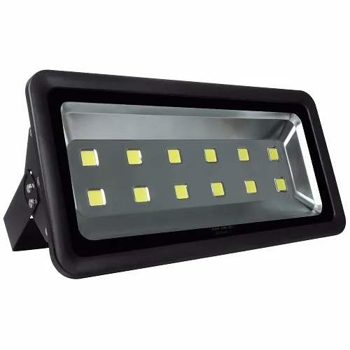 Refletor LED COB 600W Preto 6500K branco frio IP66 bivolt.