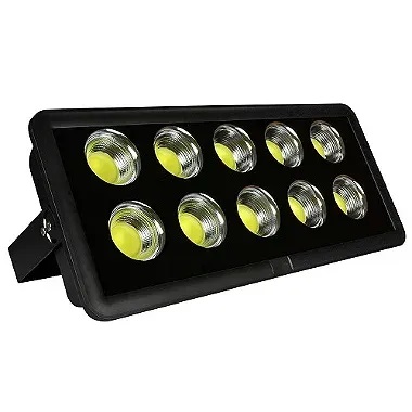 Refletor holofote LED Ultra COB preto 500w 6500K branco frio IP66.