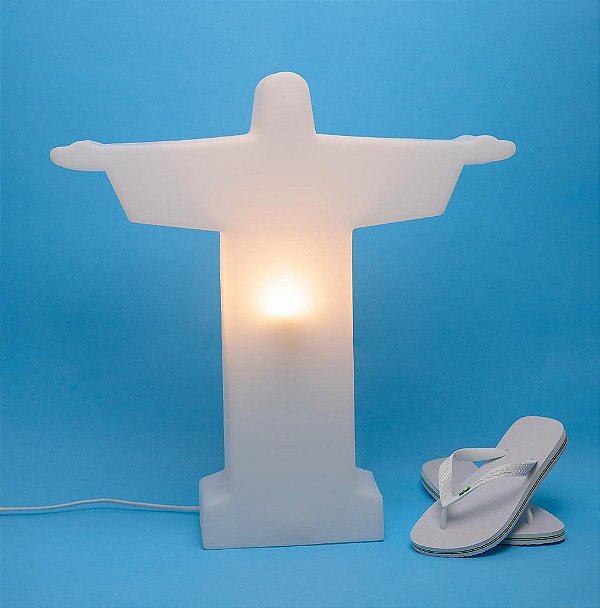 Luminária Cristo Redentor 53x52x10cm Polietileno Branco.