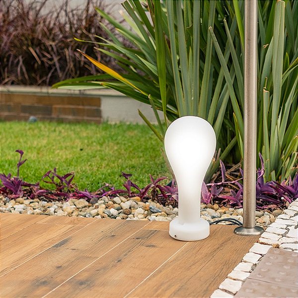 Poste Balizador Gota Pequeno Externo 37xØ18,5cm Polietileno Branco.