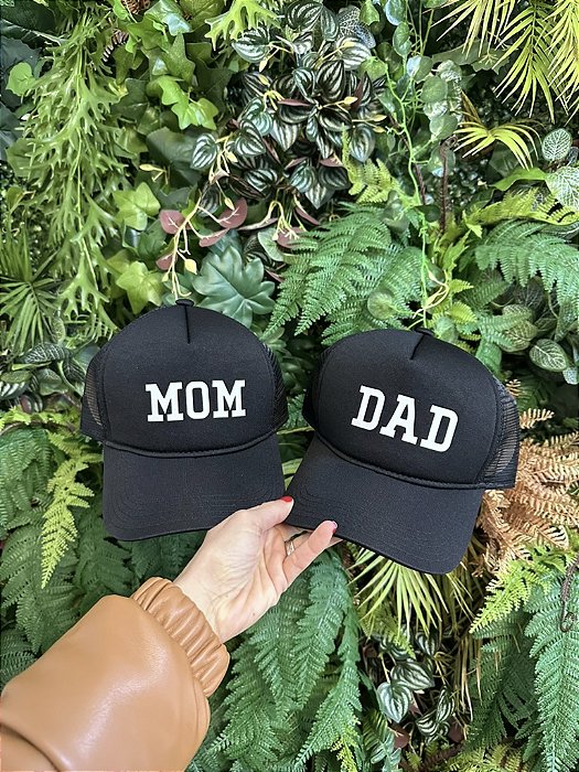 Kit 2 bonés Mom e Dad