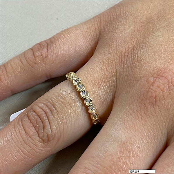 Anel modelo coração banhado em ouro 18k com zircônias