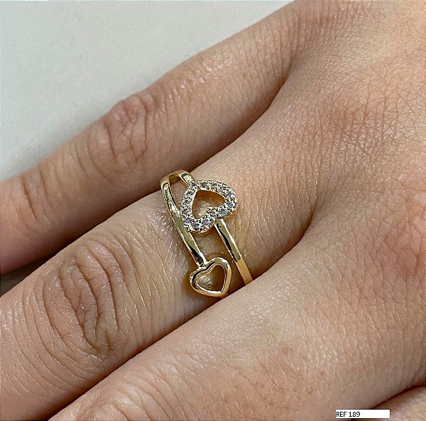 Anel banhado em ouro 18k com zircônias dois corações