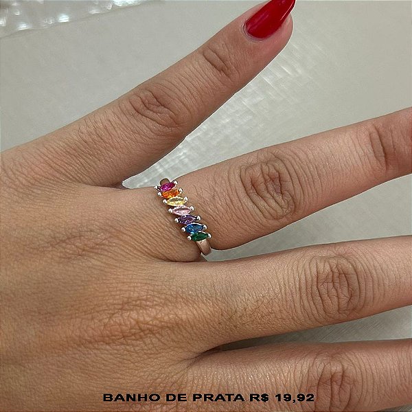 Anel banhado a prata com pedras coloridas