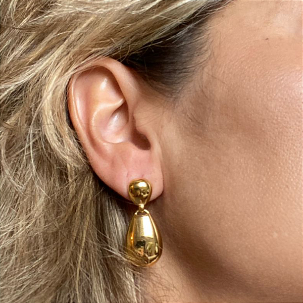 Brinco gota pendente dourado