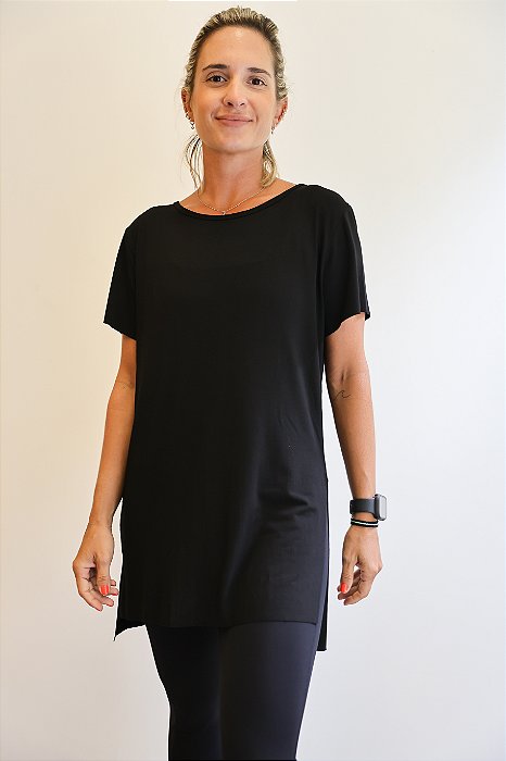 Blusa Alongada Com Fenda Lateral