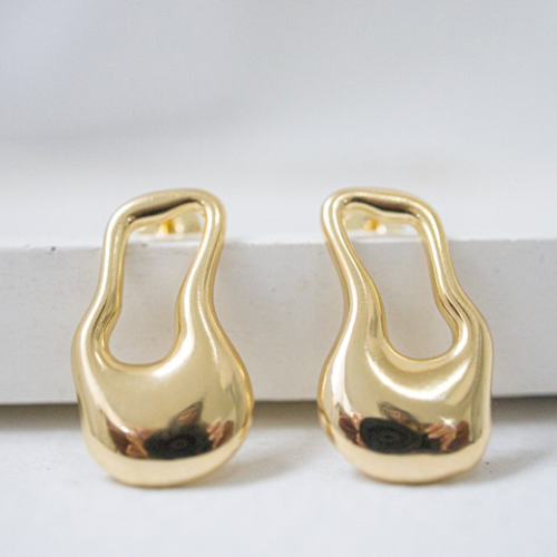 Brinco orgânico banhado a ouro 18k