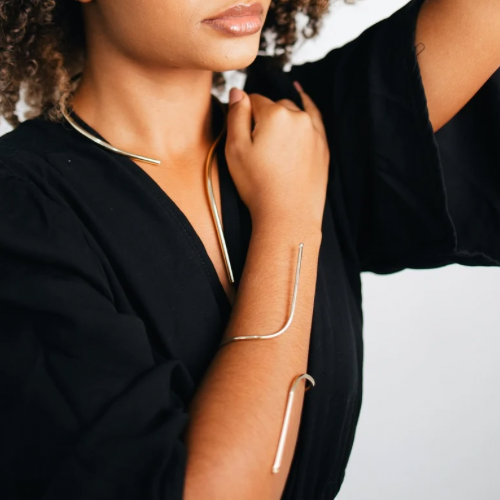 Bracelete aro duas pontas banhado a ouro 18k