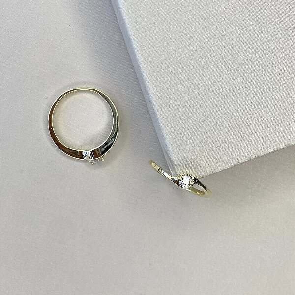 Anel solitário banhado a ouro 18k