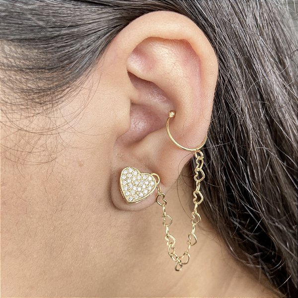 Brinco coração com zircônias e piercing de pressão banhado a ouro 18k