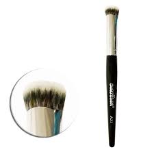 PINCEL KABUKI DE PRECISÃO - A31 / MACRILAN