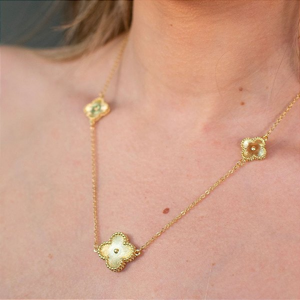 COLAR VIRGINIA EM BANHO DE OURO 18K