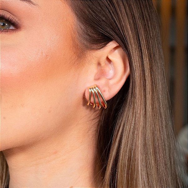 BRINCO LUV EM BANHO DE OURO 18 K