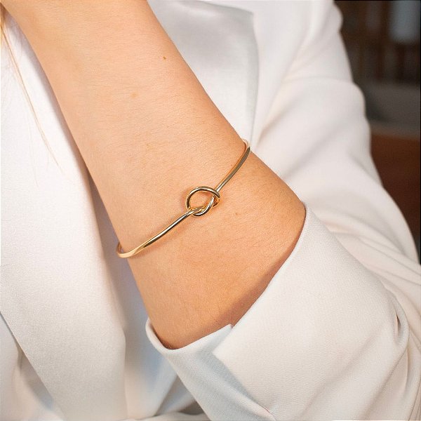 BRACELETE NÓ EM BANHO DE OURO 18K
