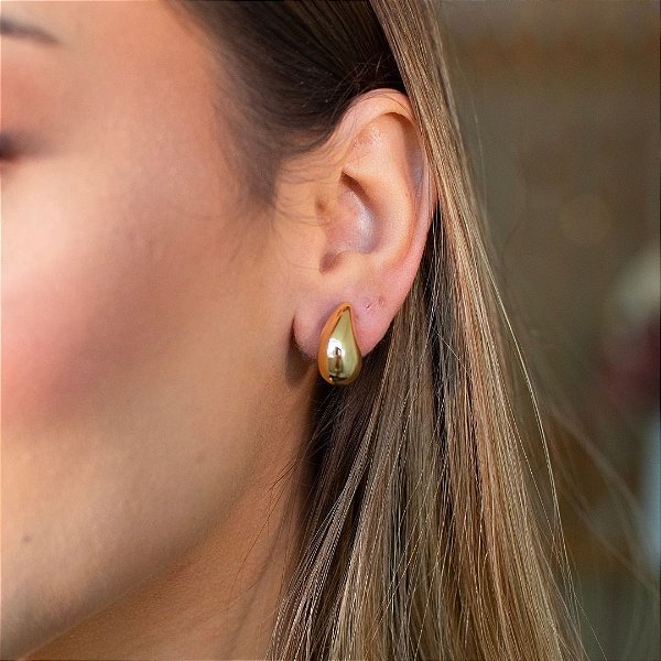 BRINCO GOTA P EM BANHO DE OURO 18K