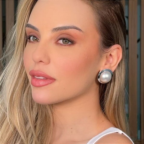 BRINCO PEROLA IZA EM BANHO DE RÓDIO BRANCO