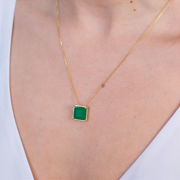 COLAR JADE VERDE QUADRADO EM BANHO DE OURO 18K