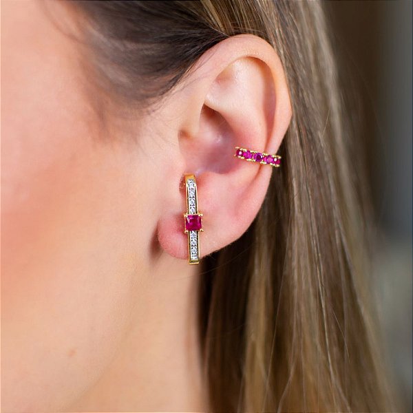 BRINCO EARHOOK COM PEDRA RUBI CRAVEJADO