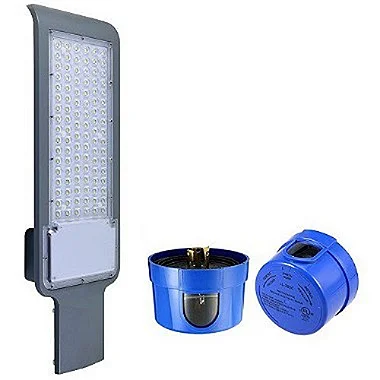 Luminária LED Pública Slim 100W SMD com Sensor Fotocélula 6500K IP67.