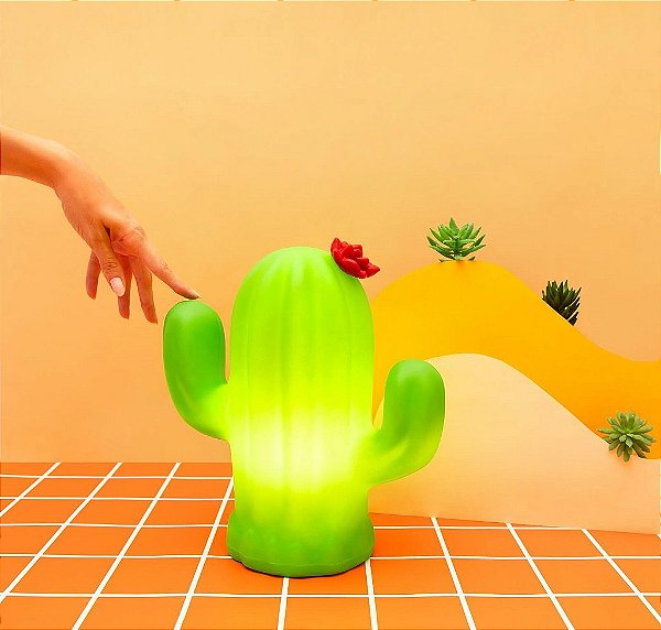 Luminária Cactus Flor Grande 28x26x14cm Polietileno Verde e Vermelho.