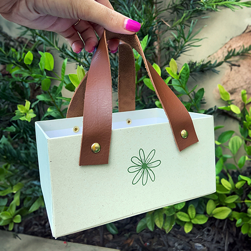 Caixa Cartonada Rígida Papel Especial Reciclado 12x17cm