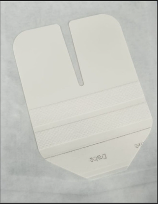 CURATIVO FILME TRANSPARENTE ESTERIL C/TNT E FIXADOR DE CATETER-7CM X 8,5CM - KANGLI DERM