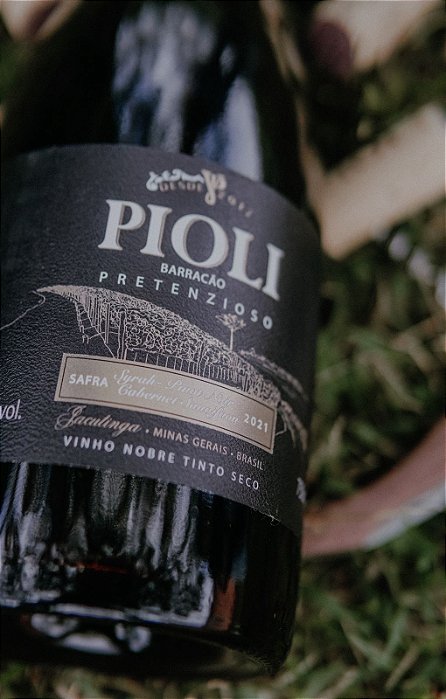 Pioli  |  Barracão Pretenzioso Syrah + Pinot Noir + Cabernet Sauvignon - SAFRA 2021