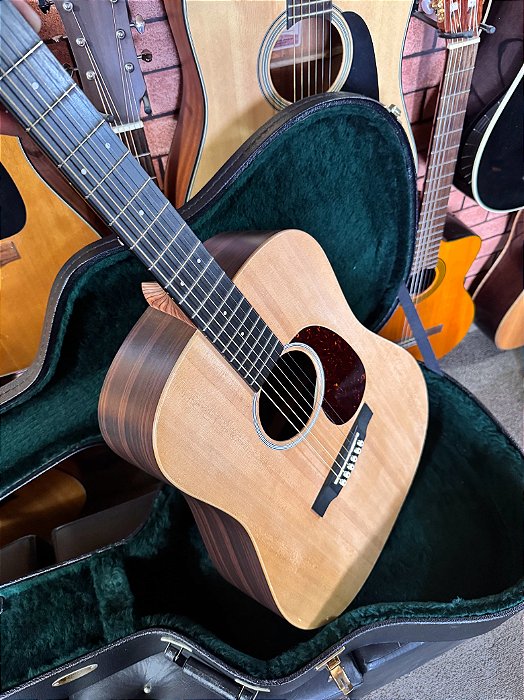 Violão Martin DX1RAE folk elétrico regulado (sem case)