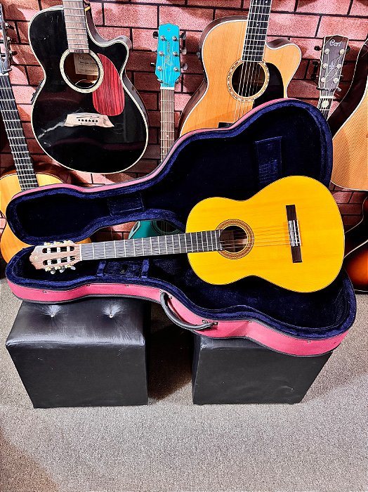 Violão Yamaha nylon acústico Cg182s zerado regulado