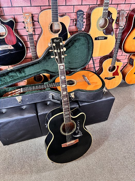 Violão Cort Cj10x black jumbo fishman prefix regulado elixir