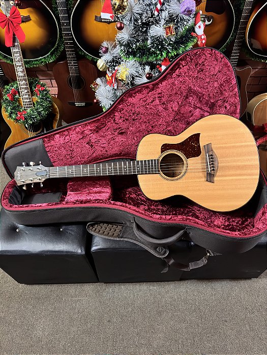 Violão Taylor Gt Urban Ash Americano inteiro sólido elixir regulado