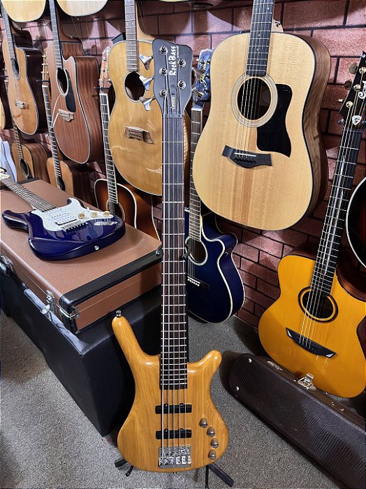 Contrabaixo Rockbass Corvette (by Warwick) 5 cordas regulado