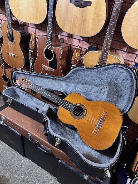 Violão Luthier Ernesto Castañera (argentino) inteiro sólido clássico som aveludado