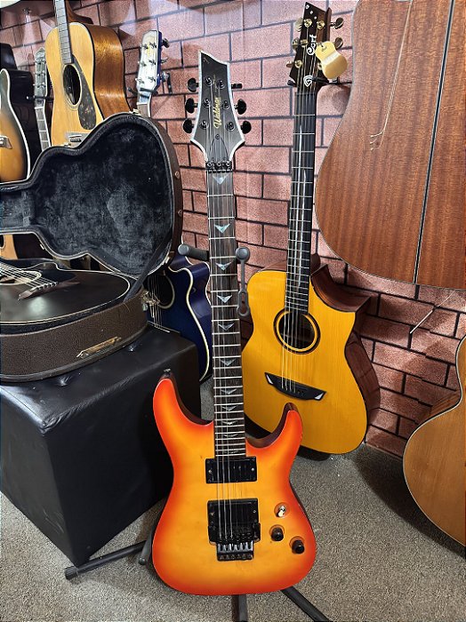 Guitarra Waldman superstrato HH com Floyd Rose regulada