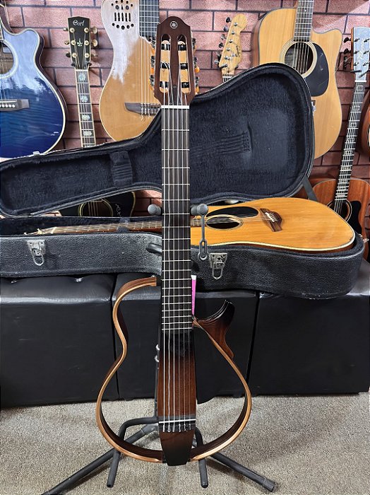 Violão Yamaha Silent slg200n nylon elétrico regulado
