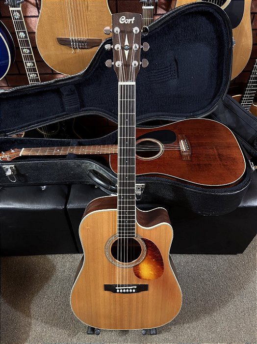 Violão Cort mr710 folk tampo sólido fishman regulado Elixir