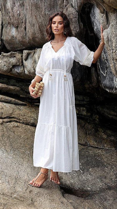 SAÍDA DE PRAIA COM RENDA LUIZA FAZZOLLI