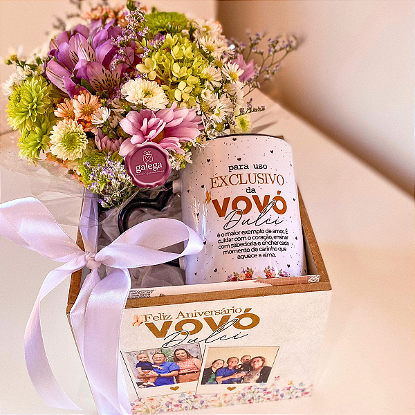 Caixa Presente Personalizada para Vovó com Caneca + Flores