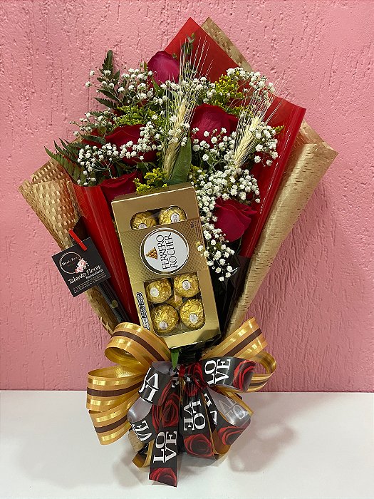 Ramalhete com 5 rosas e ferrero rocher