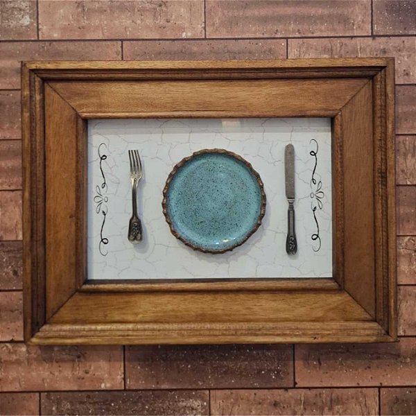 Quadro com Cerâmica e 2 Talheres