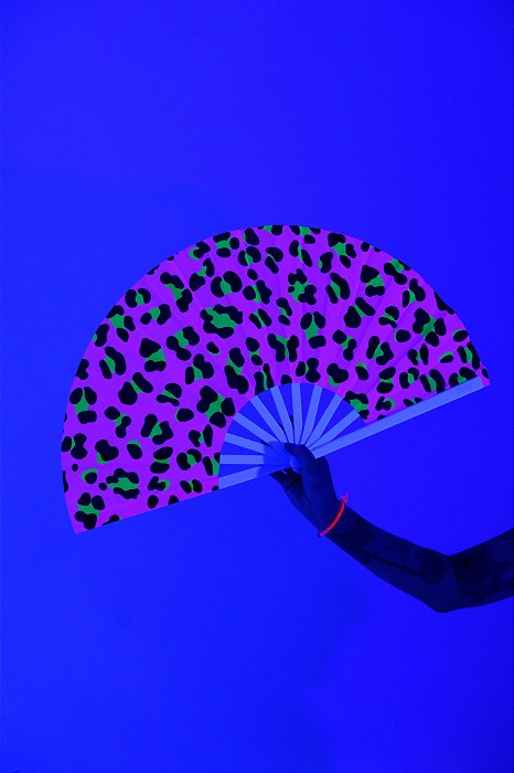 LEQUE PLÁSTICO GRANDE KHEY | PANTHERINHA NEON