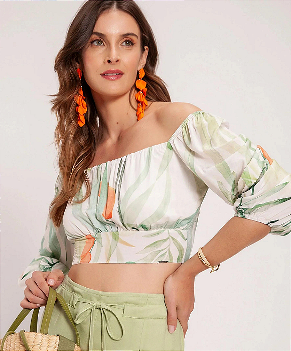 Blusa Cropped em Viscose com Manga Bufante